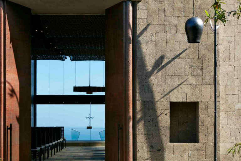 For Elegant Outdoor Wall